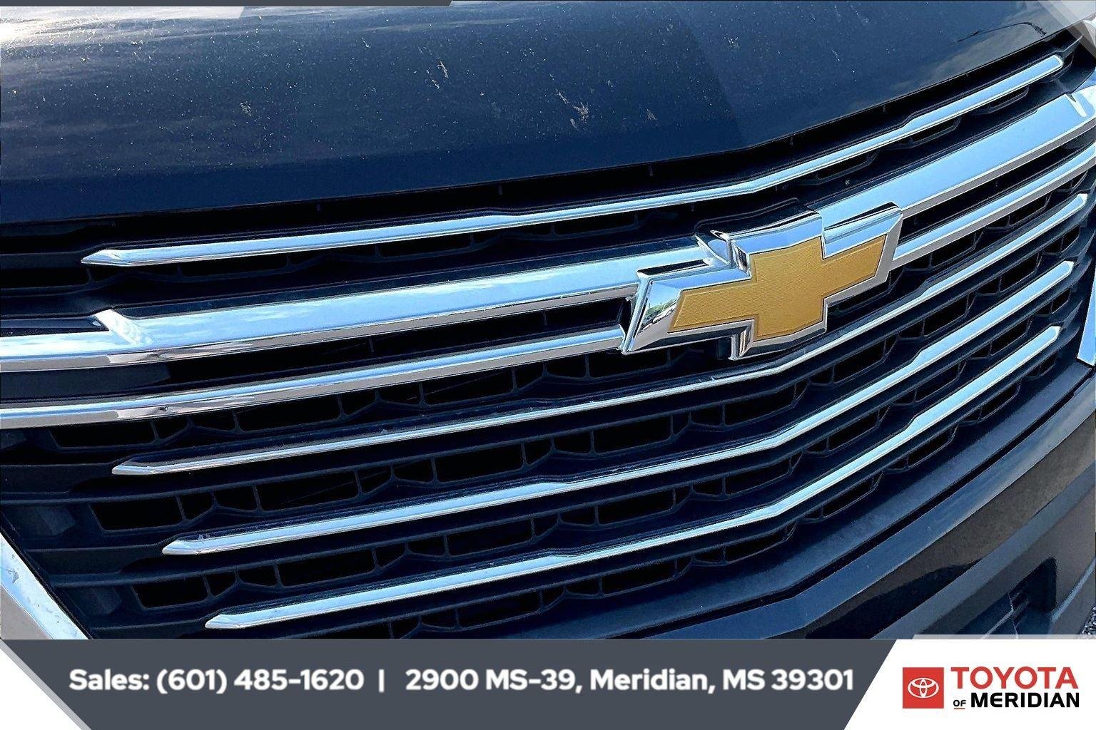 Used 2023 Mosaic Black Metallic Chevrolet LT Cloth image 22