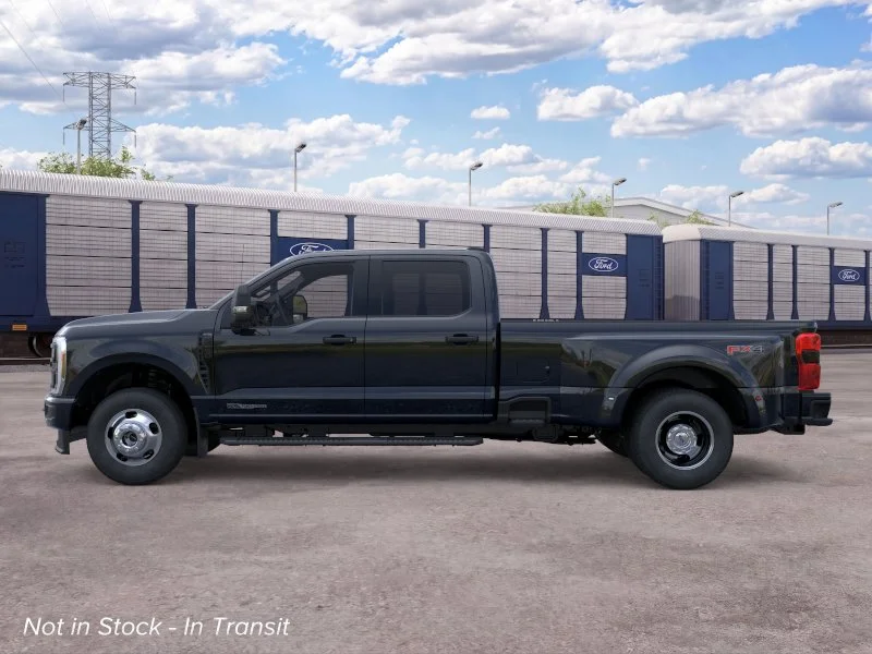 New 2026 Agate Black Metallic Ford XL image 28