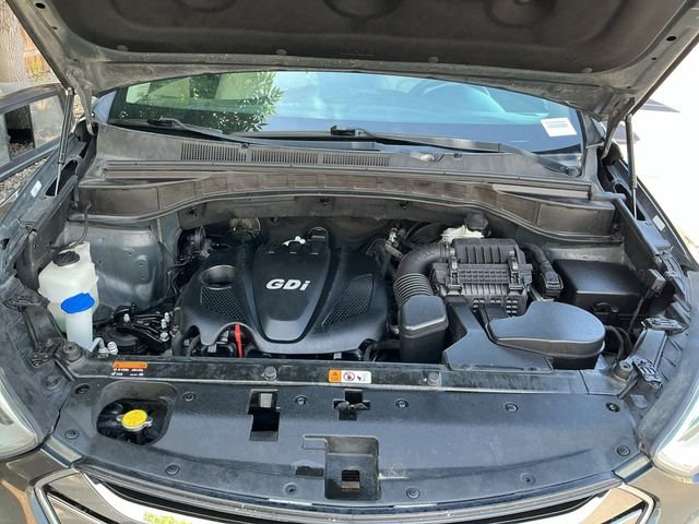 Used 2013 Green Hyundai Base image 23