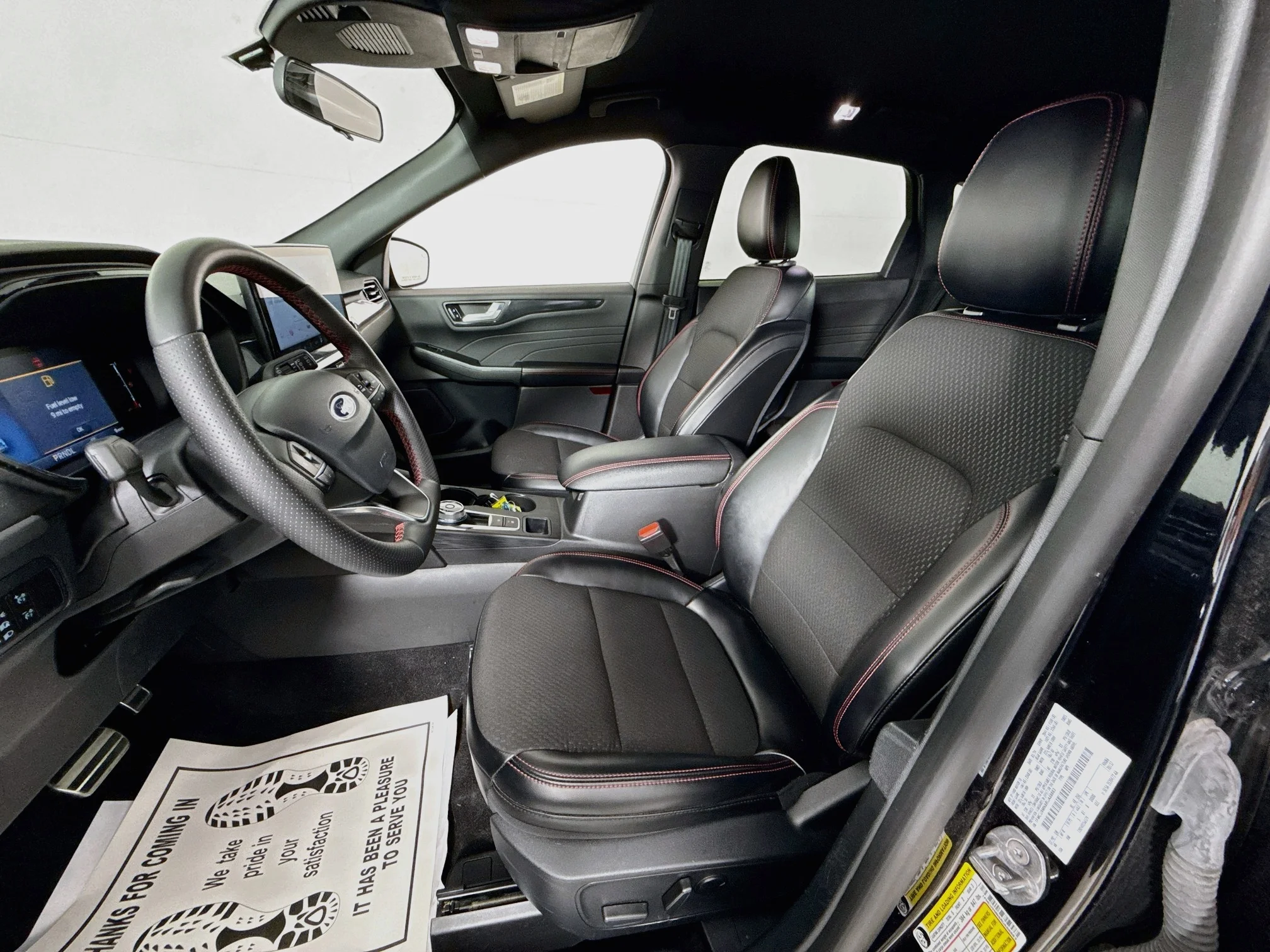Used 2024 Agate Black Metallic Ford ST-Line image 21