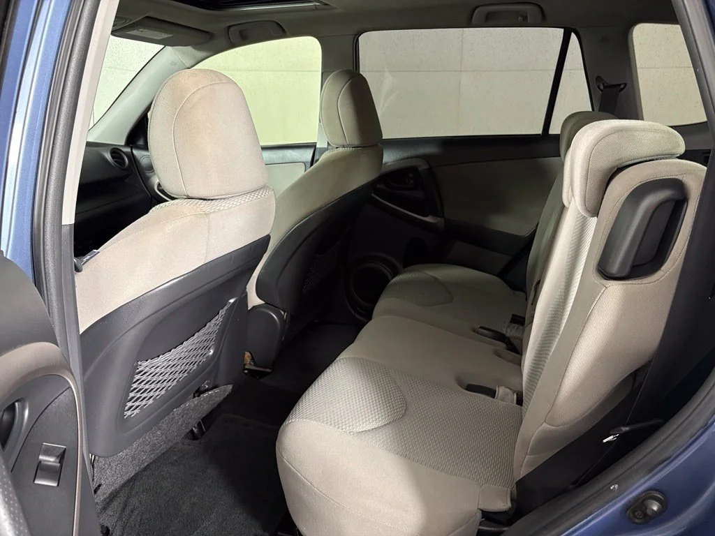 Used 2007 Blue Toyota Sport image 29