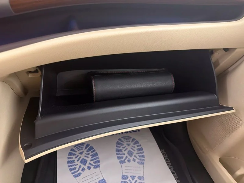 Used 2017 Red Toyota Limited image 39