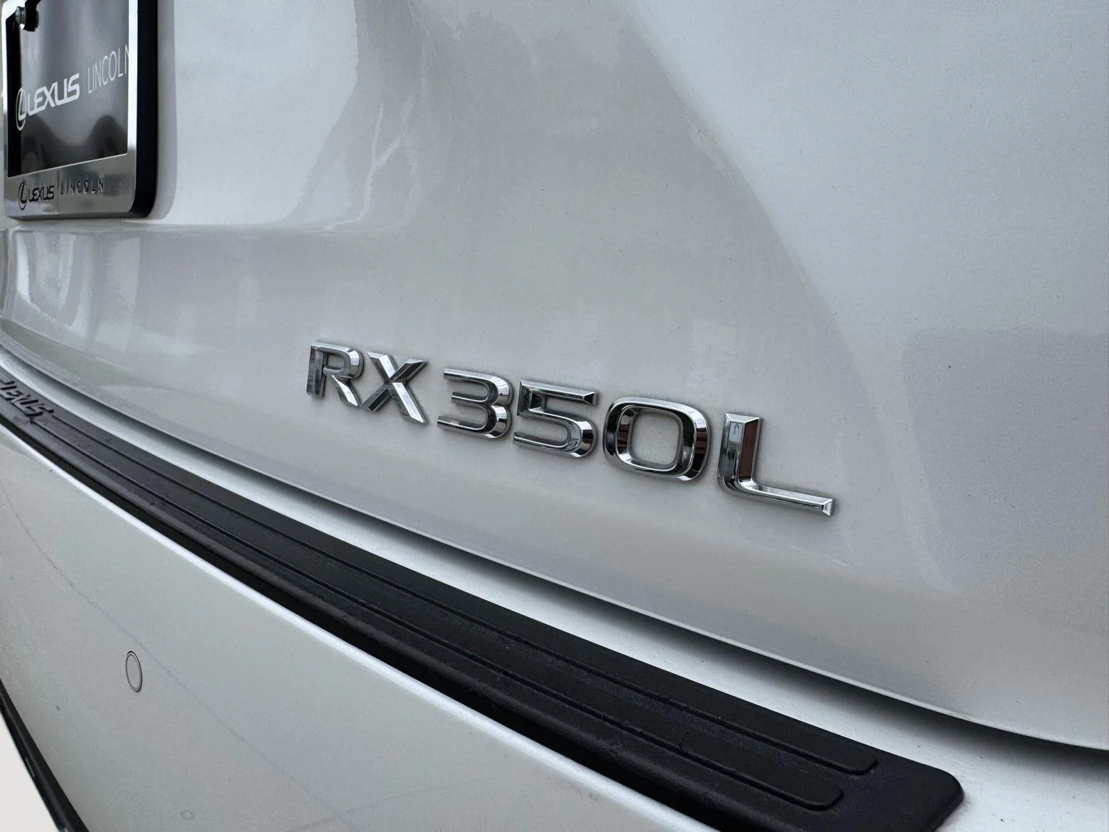Certified Used 2022 Eminent White Pearl Lexus RX 350L image 19