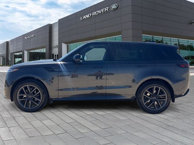 New 2026 Carpathian Grey Land Rover Dynamic SE image 2