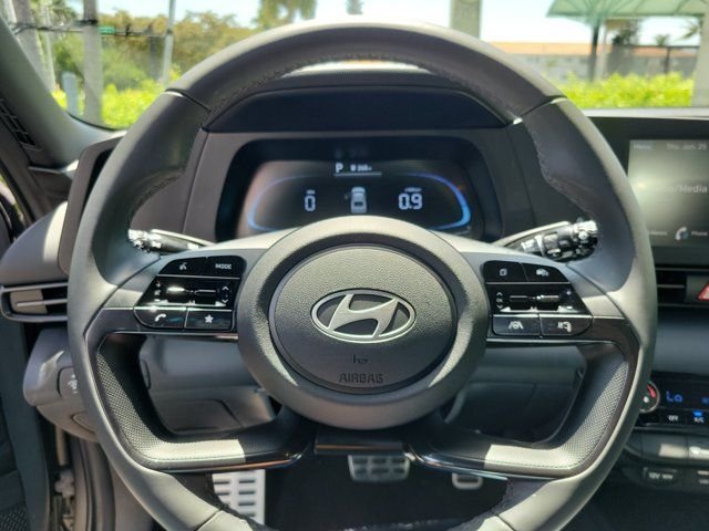2025 Hyundai Elantra SEL - Photo 18