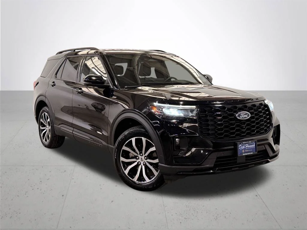 Used 2025 Black Ford ST-Line image 7