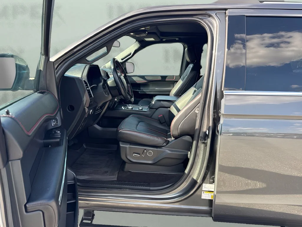 Used 2020 Gray Ford Limited image 9