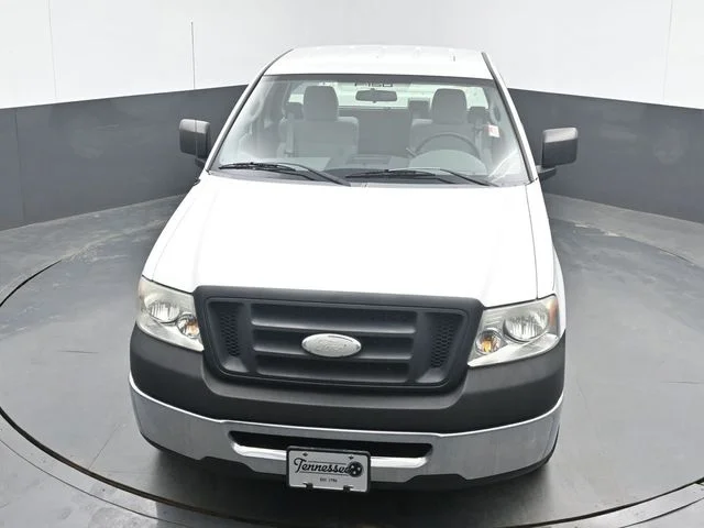 Used 2007 White Ford  image 29