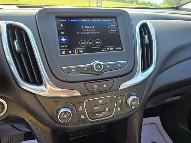 Used 2022 Silver Ice Metallic Chevrolet LT image 25