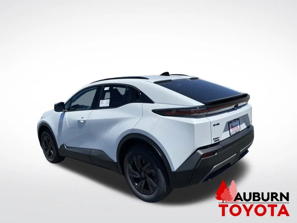 New 2026 Wind Chill Pearl <sup>1</sup> Toyota  SE image 5