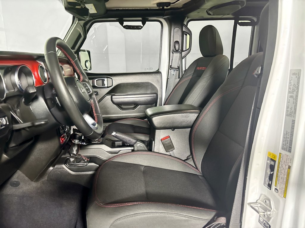 Used 2022 White Jeep Rubicon image 7