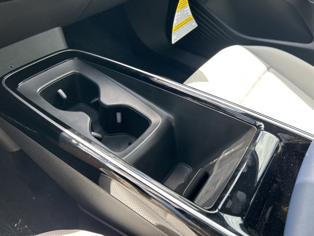 New 2026 White Volkswagen Pro S image 39