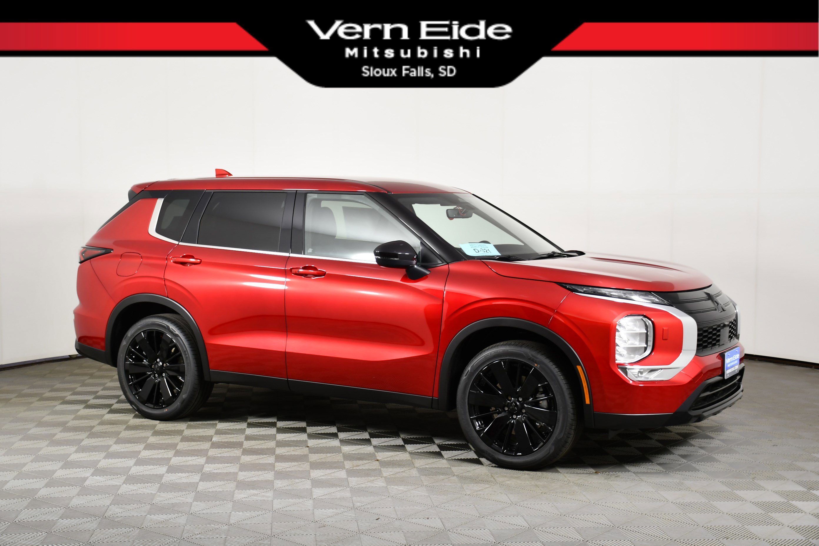 2026 Mitsubishi Outlander LE S-AWC's photo