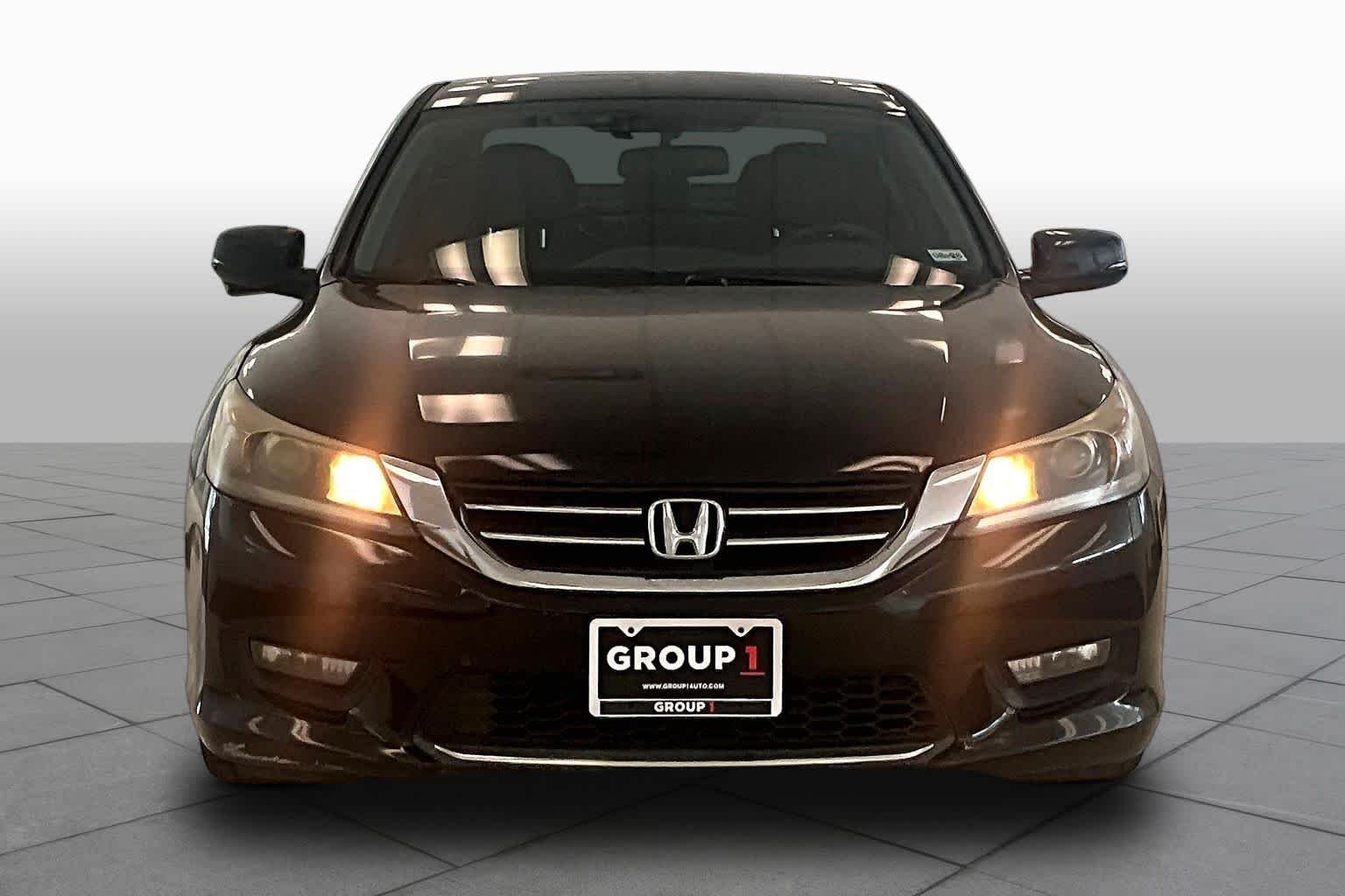 Used 2015 Crystal Black Pearl Honda EX-L image 3