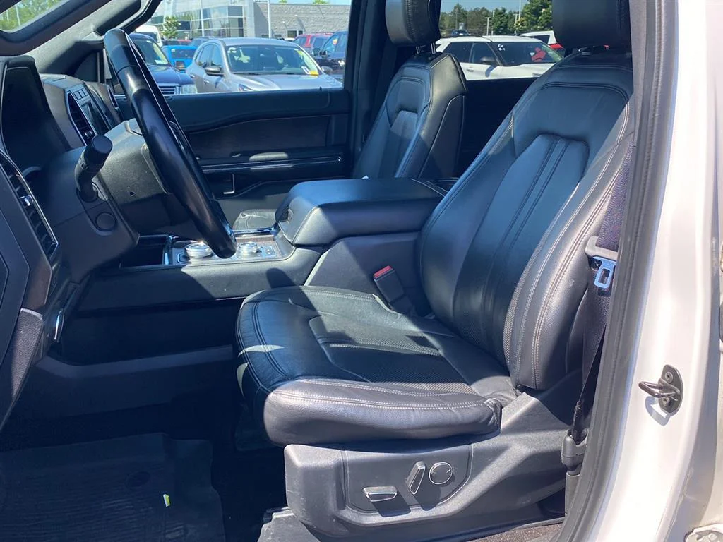 Used 2018 White Platinum Metallic Tri-Coat Ford Limited image 2