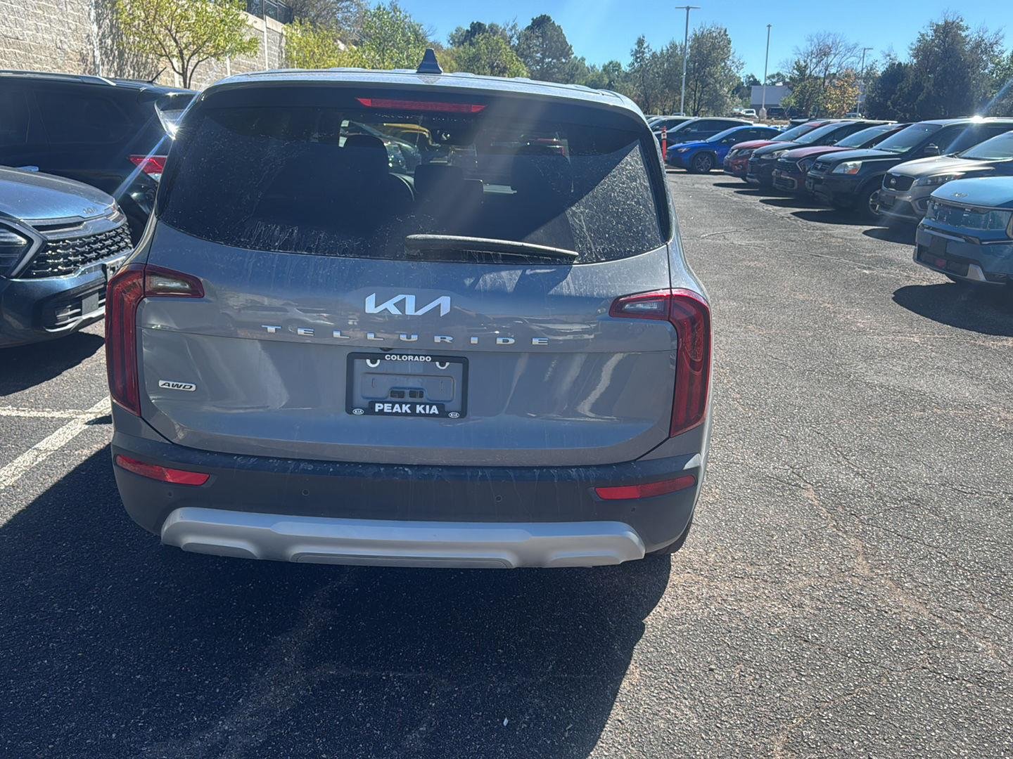 Used 2022 Everlasting Silver Kia LX image 5