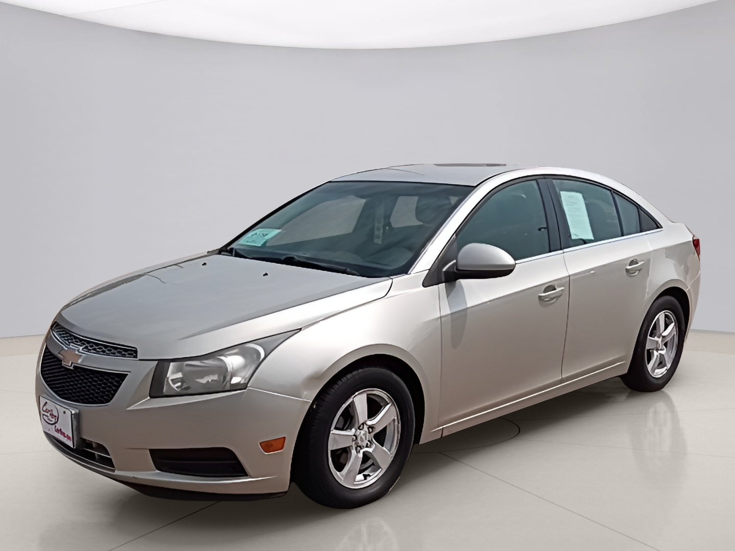 Used 2013 Gold Chevrolet 1LT image 1