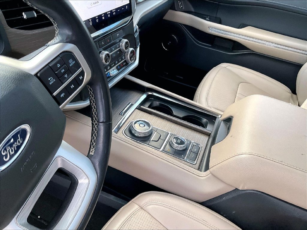 Used 2024 Gray Metallic Ford Limited image 21