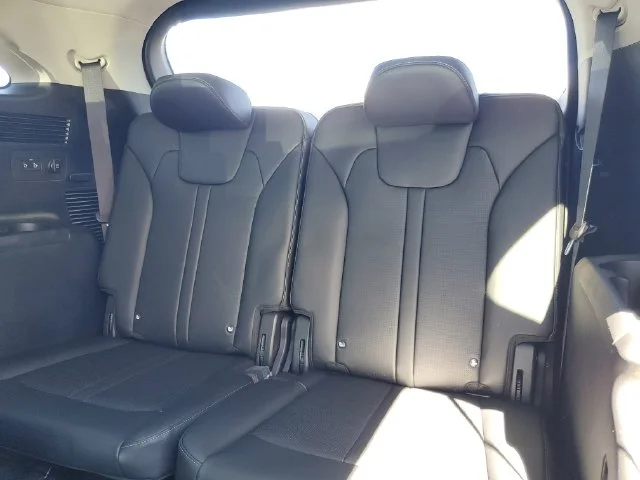 Used 2025 White Kia EX image 11