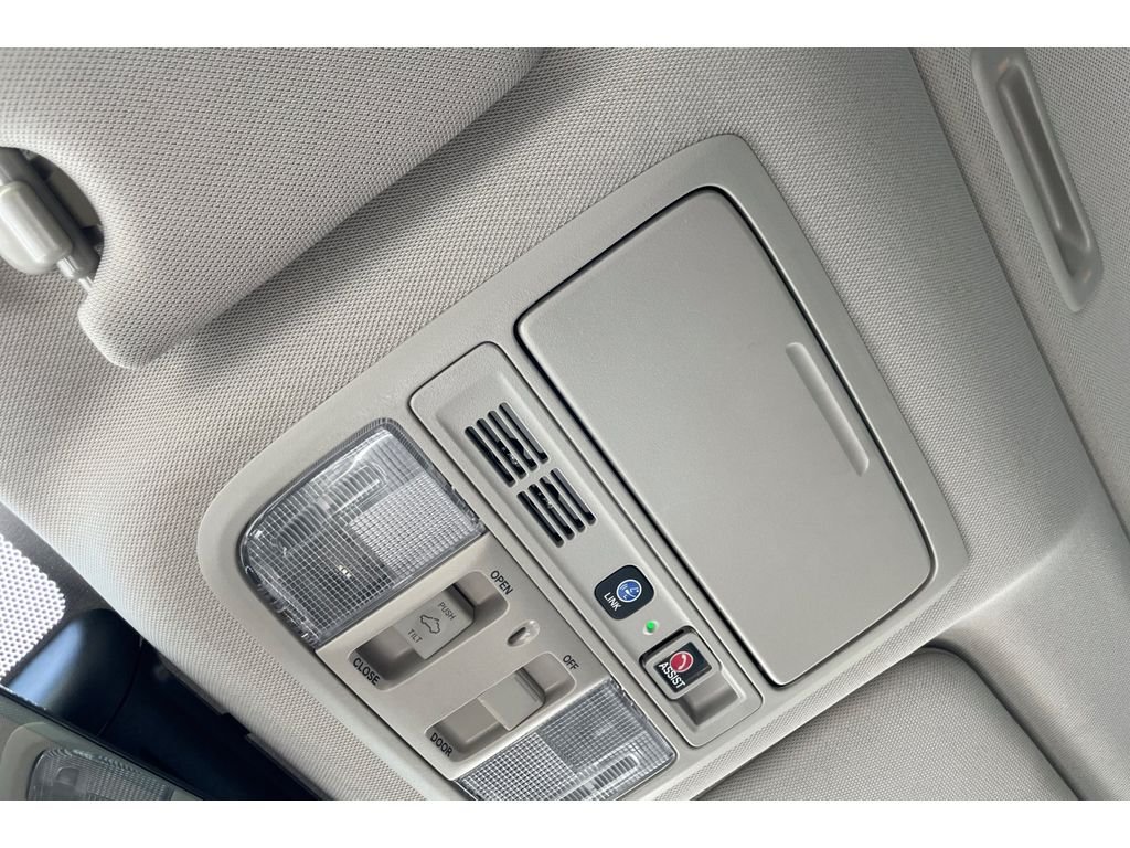 Used 2022 Sonic Gray Pearl Honda Touring image 22