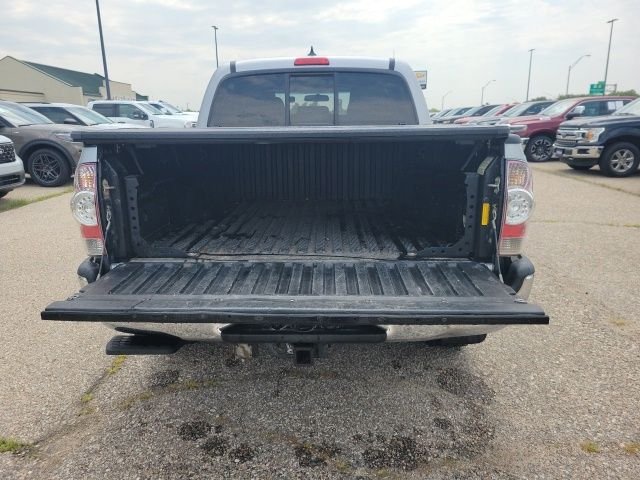 Used 2015 Silver Sky Metallic Toyota Base image 26