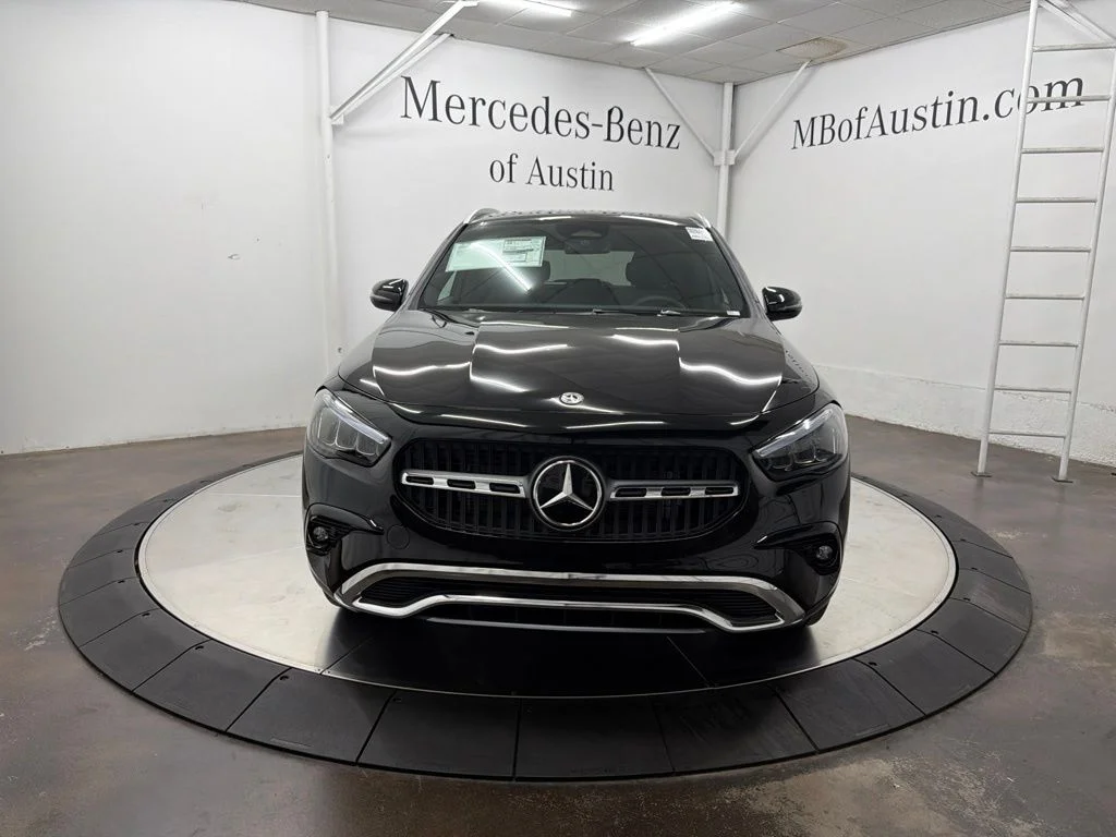 New 2026 Black Mercedes-Benz GLA 250 image 2