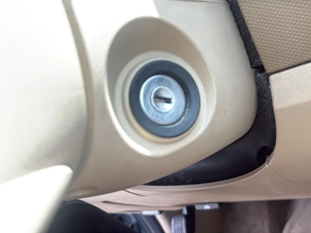 Used 2012 Blue Ford Limited image 10