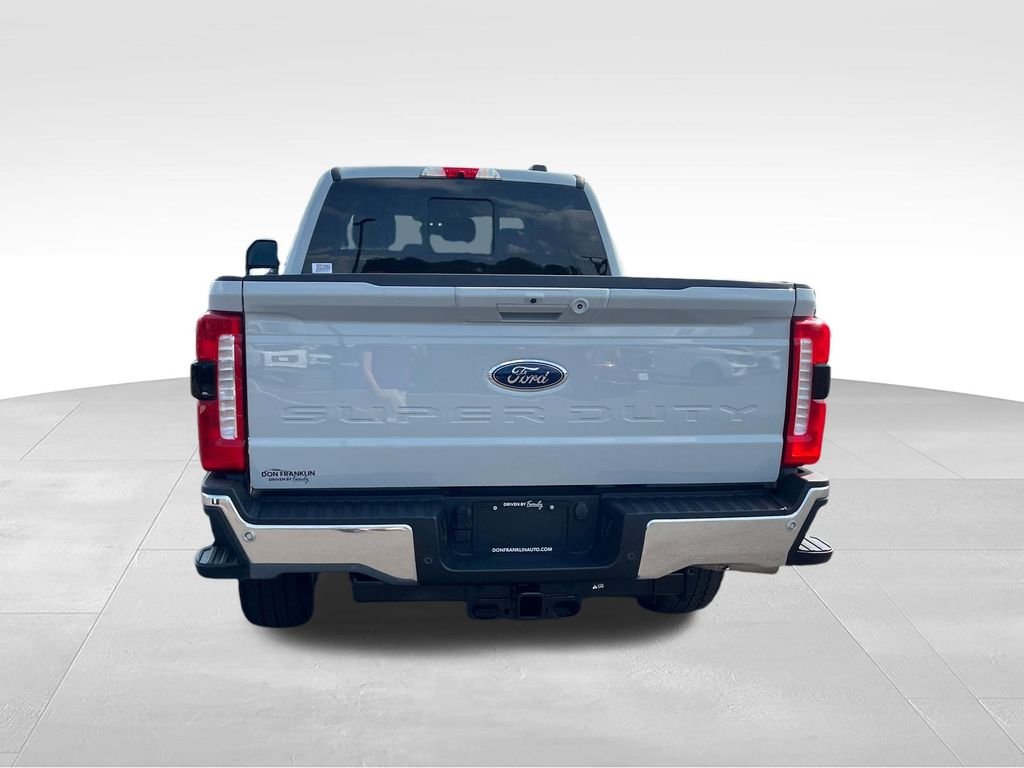 Used 2025 White Ford Lariat image 4