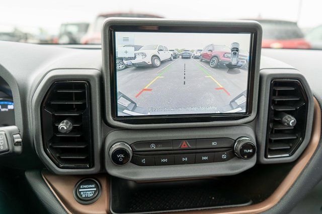 Used 2021 Silver Metallic Ford Badlands image 25