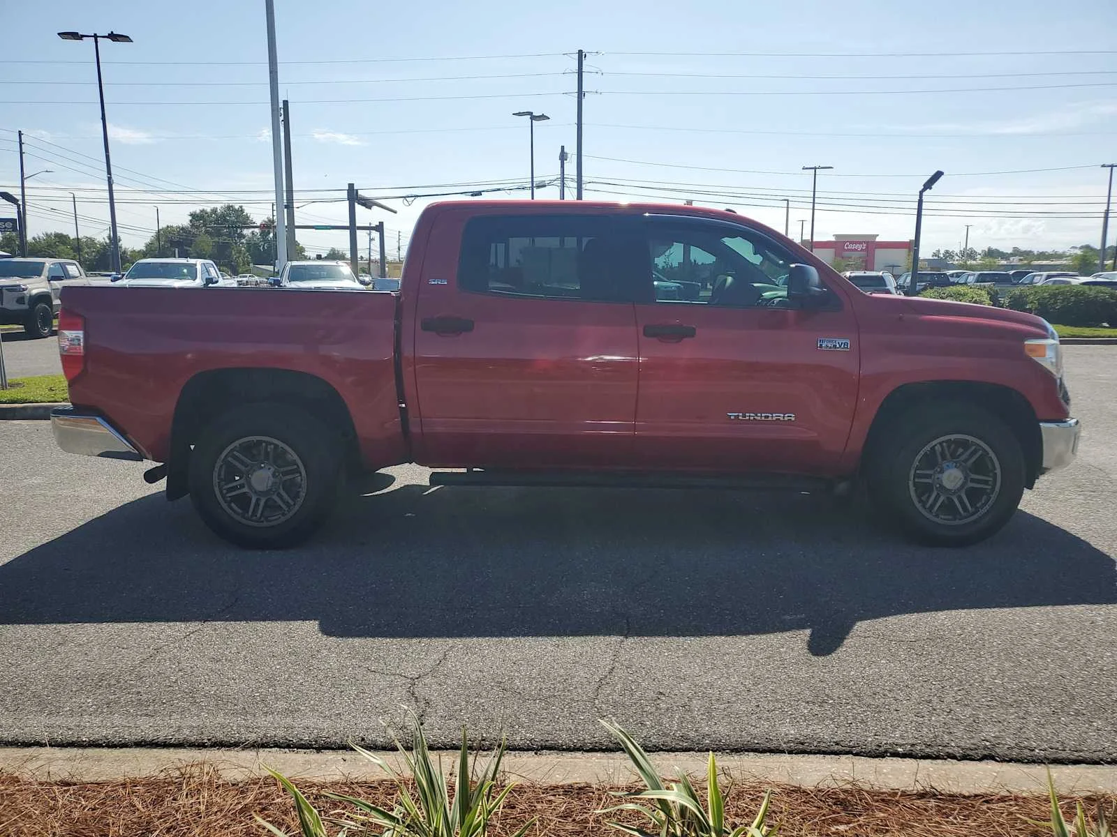 Used 2016  Toyota SR5 image 7
