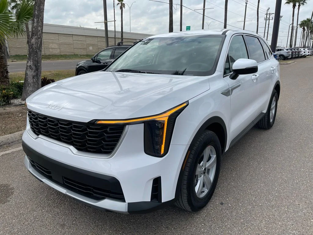 New 2026 White Kia LX image 3