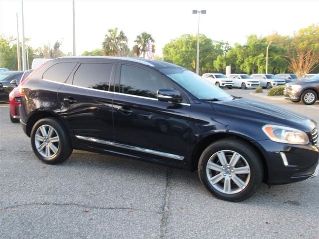 Used 2017 Volvo XC60 T5 Inscription with VIN YV440MDU2H2006403 for sale in Mount Dora, FL