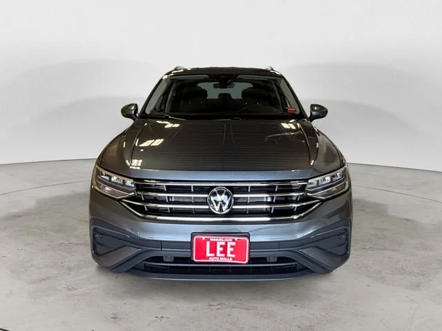 Used 2024 Gray Volkswagen 2.0T S image 9