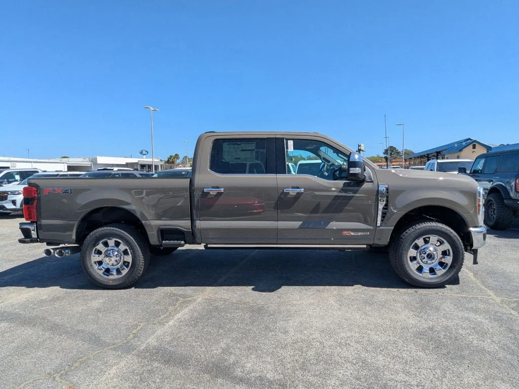 New 2026 Marsh Gray Ford King Ranch image 3