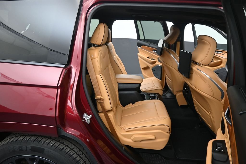 Used 2025 Red Jeep Summit Reserve image 37