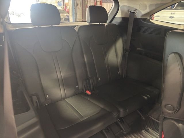 Used 2026 Brown Kia X-Line EX image 25