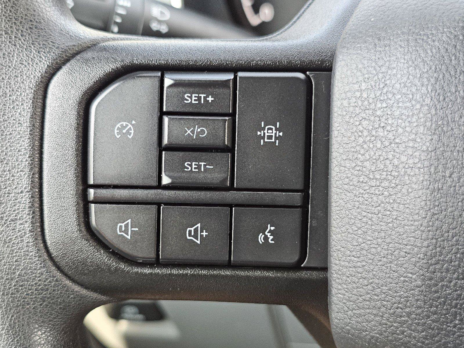 Used 2021 Red Ford XL image 18