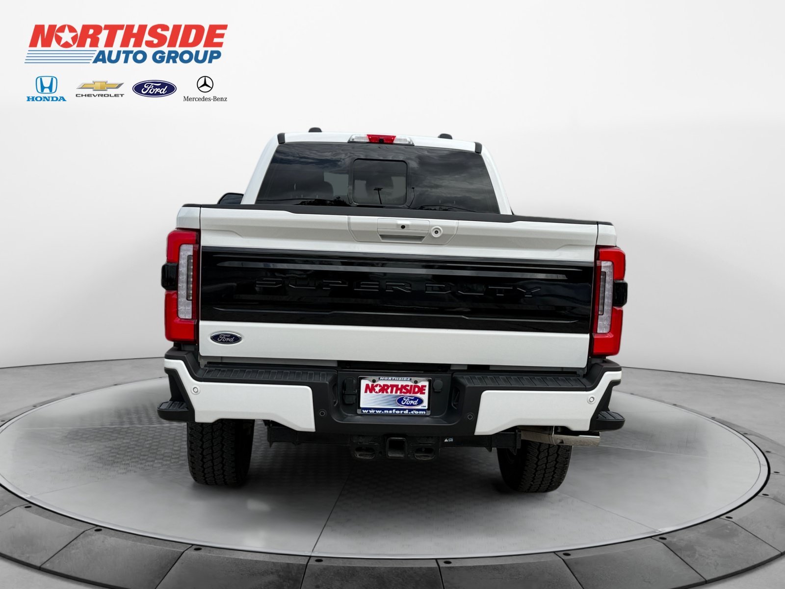 Used 2025 Star White Metallic Tri-Coat Ford Platinum image 6