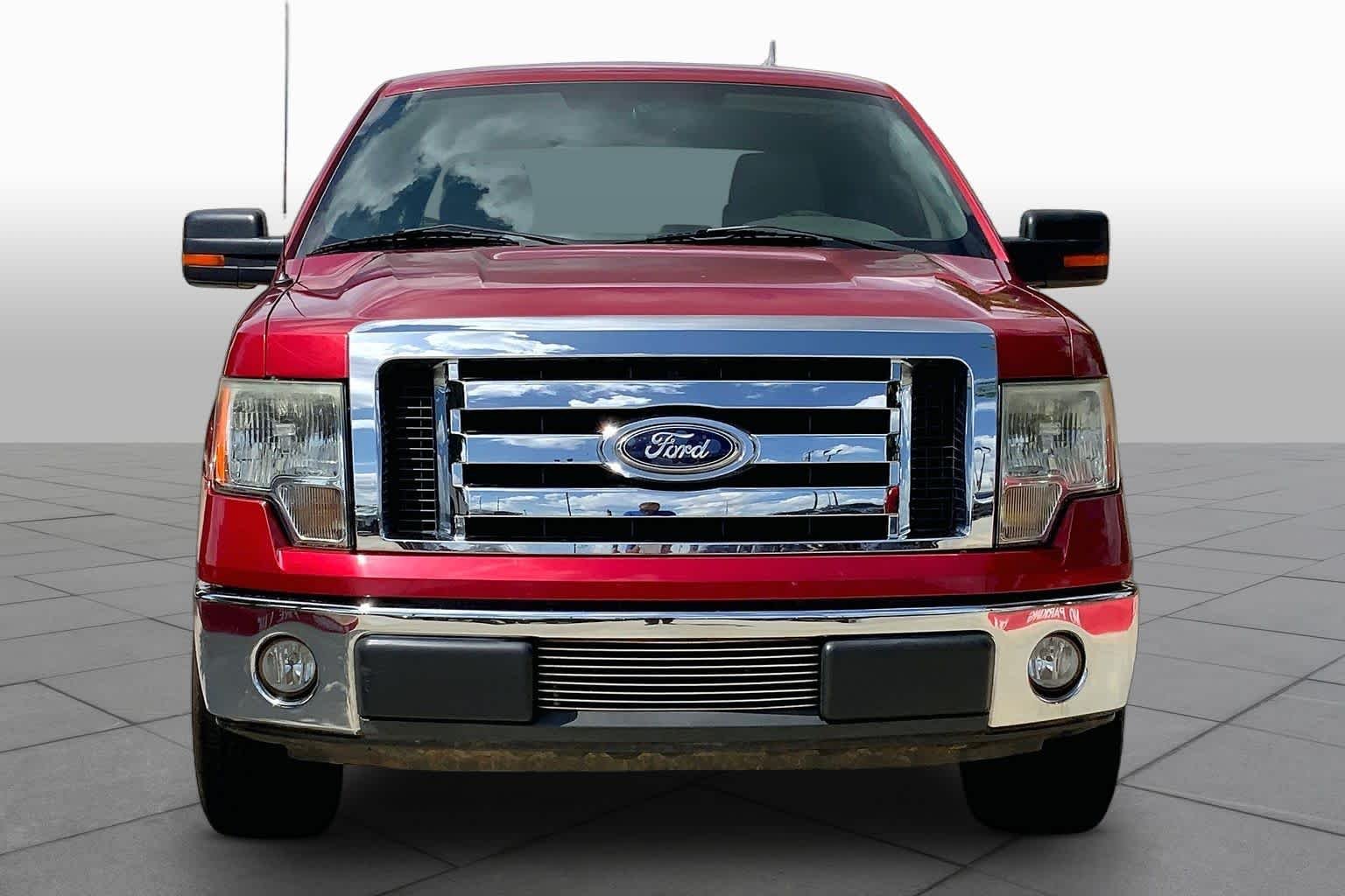 Used 2009 Oxford White Ford XLT image 3