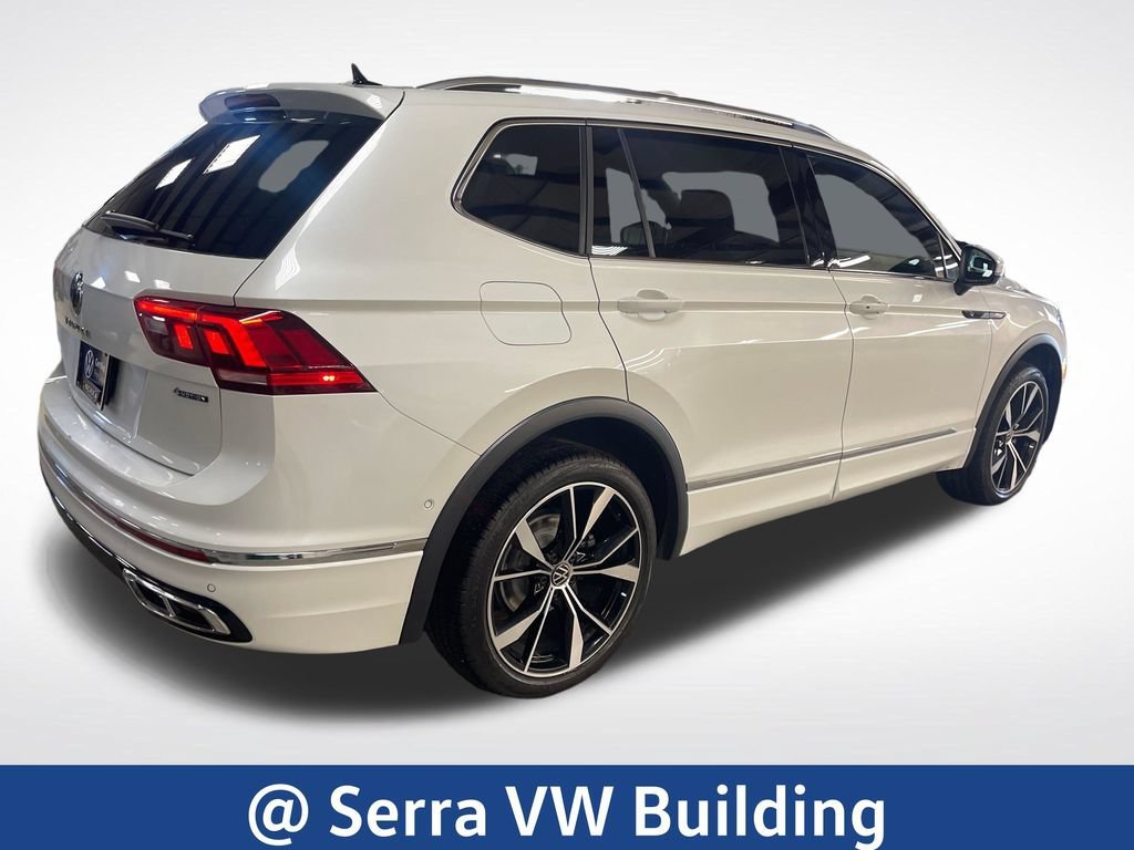 Used 2024 White Volkswagen SEL R-Line image 5