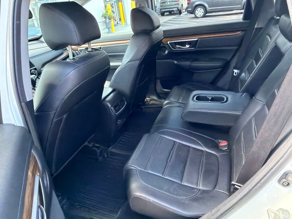 Certified Used 2018 White Diamond Pearl Honda Touring image 7