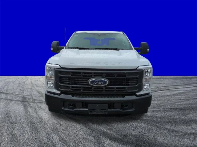 New 2026 Oxford White Ford F-250® XL image 9