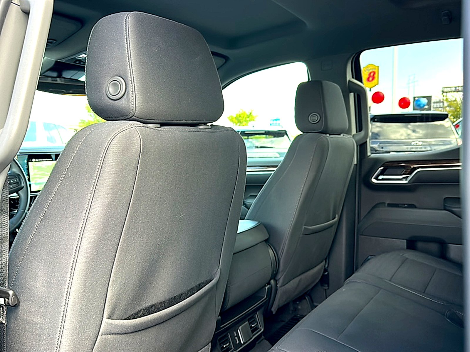 Used 2025 Titanium Rush Metallic GMC Elevation image 17