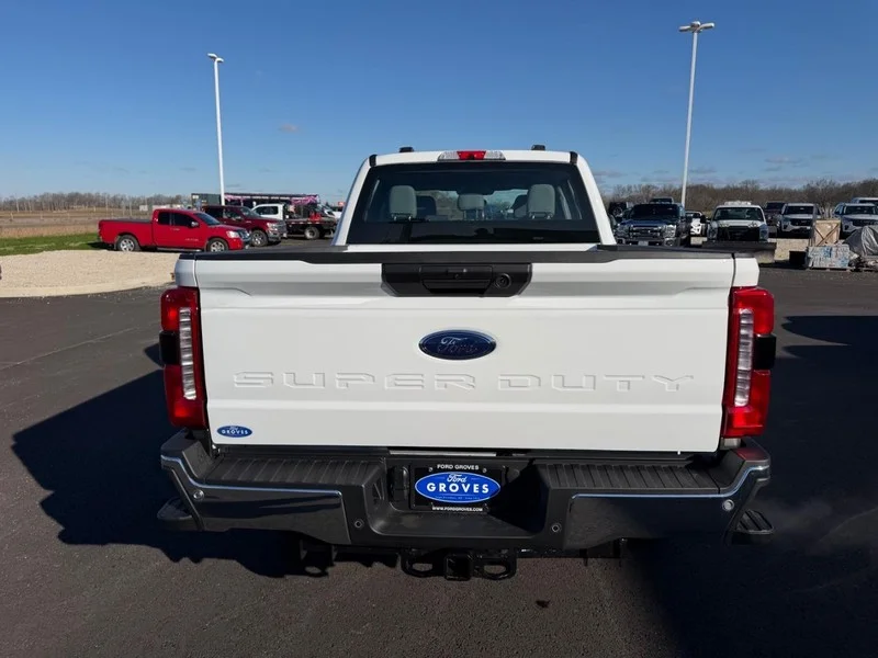 New 2026 Oxford White Ford F-250® XL image 7