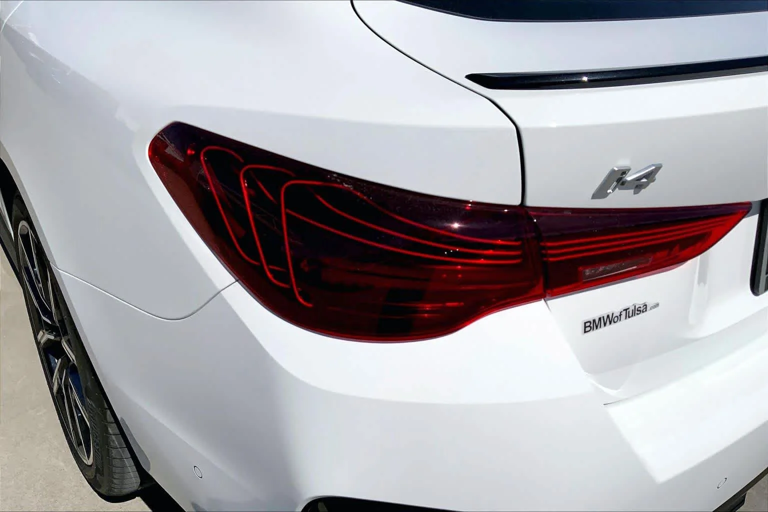 New 2026 Alpine White BMW xDrive40 image 14