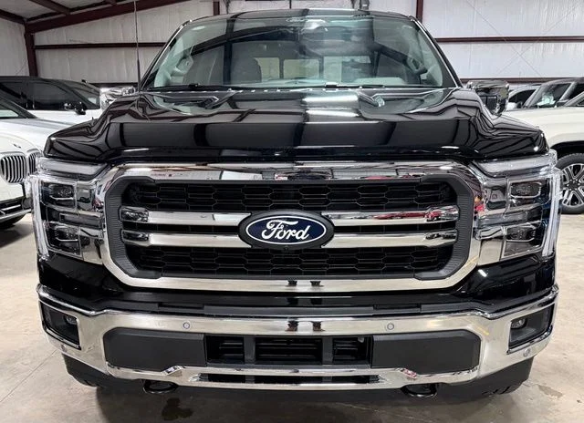 Used 2026 Black Ford Lariat image 8