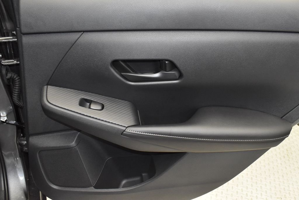 2025 Nissan Sentra SV - Photo 26