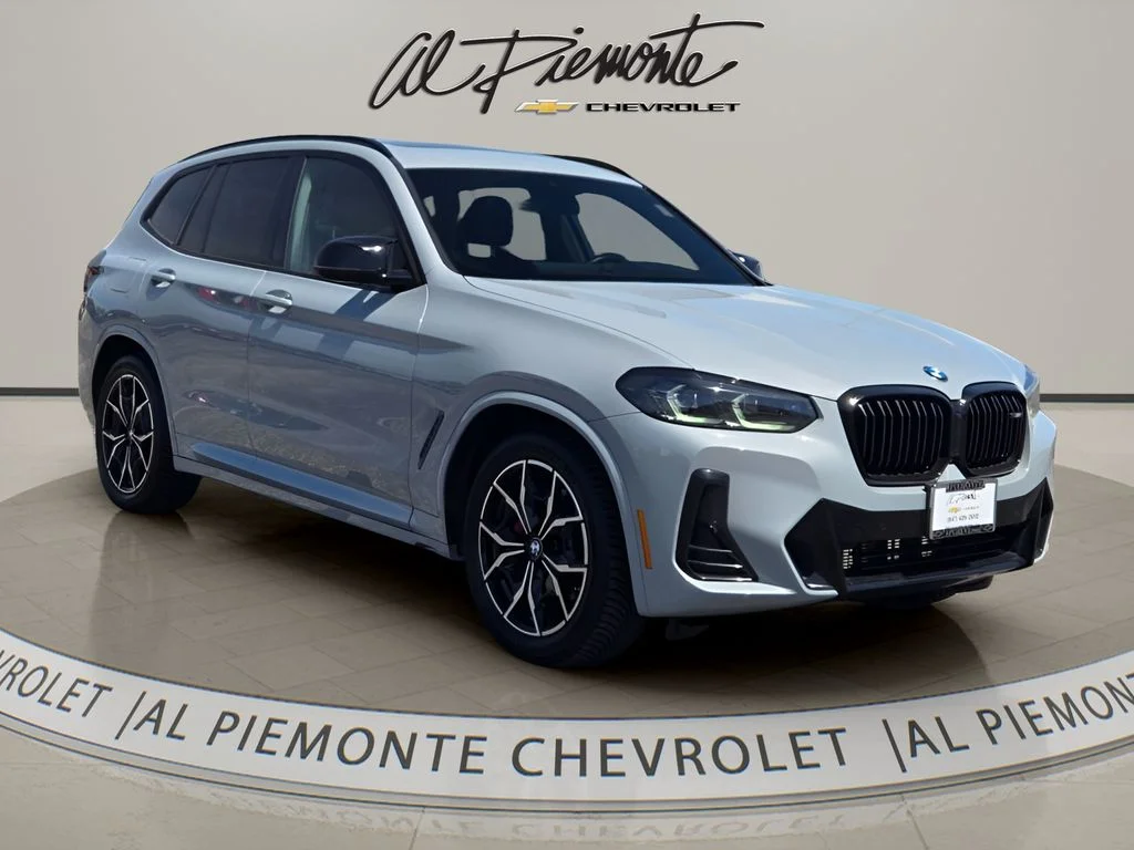 2022 BMW X3 M40i's photo