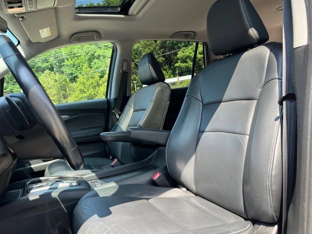 Used 2021 White Honda Special Edition image 18