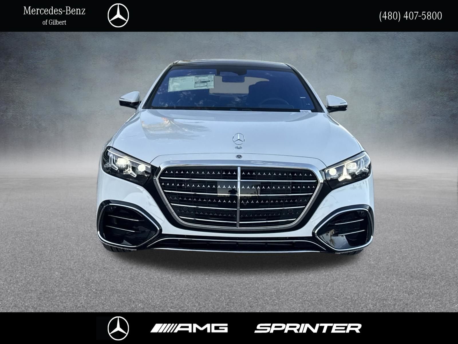 New 2027 MANUFAKTUR Moonlight White Metallic Mercedes-Benz S 580 image 2